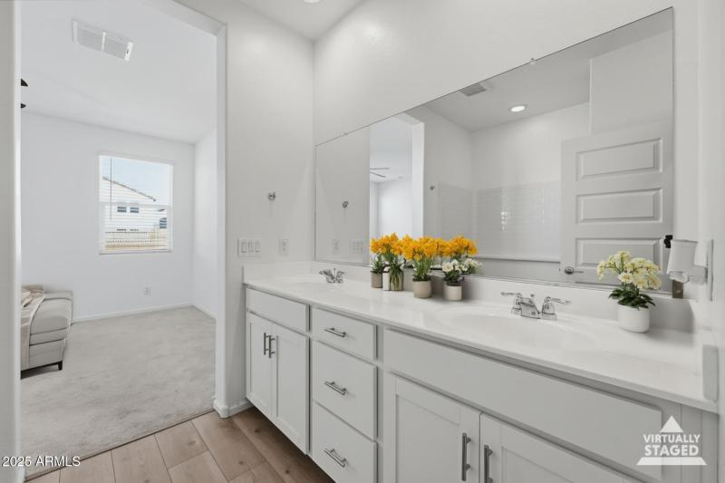 018a-primary-bathroom