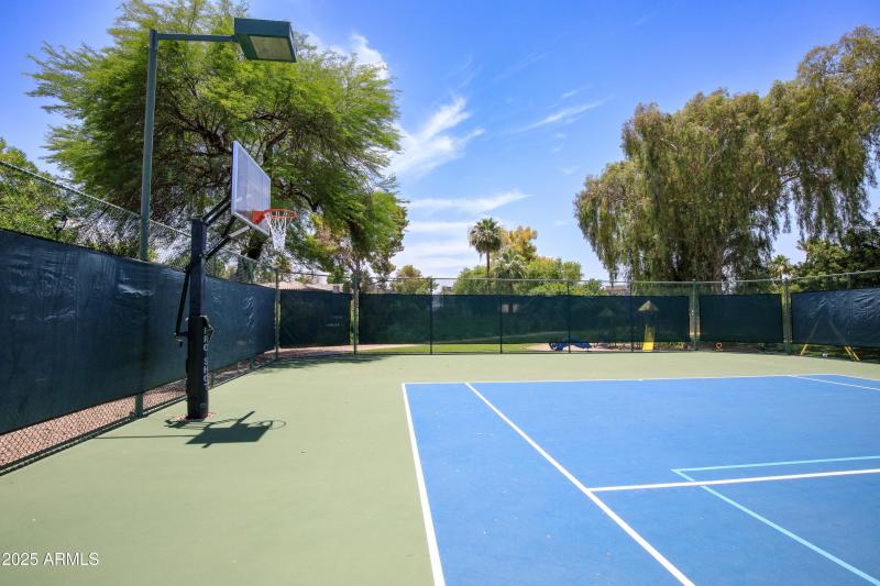 Tennis & Pickleball Courts