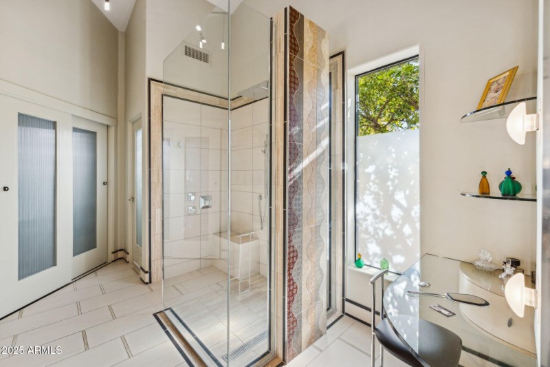 23-web-or-mls-9110-n-119th-st