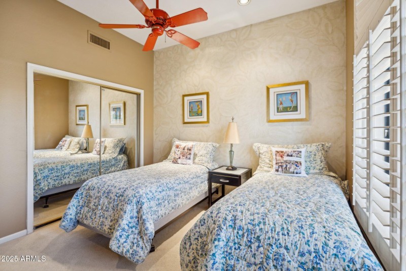 29-web-or-mls-9110-n-119th-st