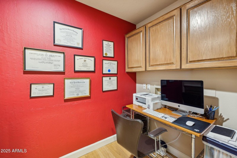 30-web-or-mls-9110-n-119th-st