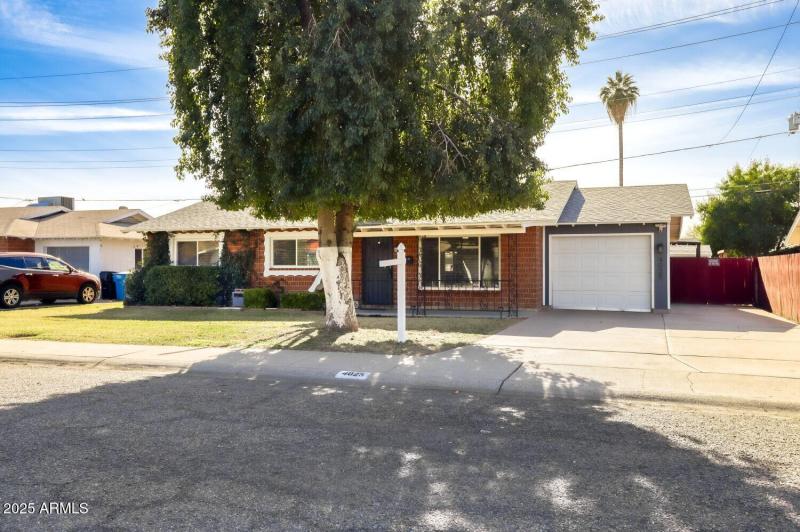 4025 W. Claremont St - Web Quality - 002