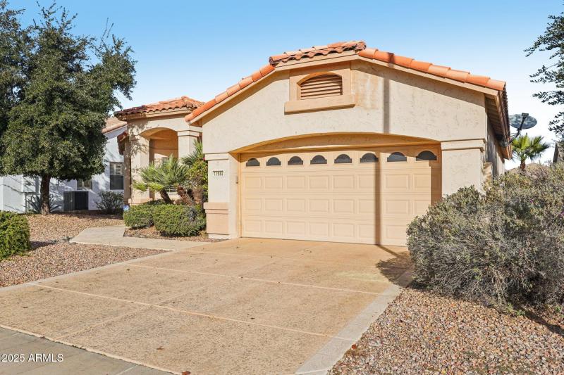 3-web-or-mls-W Udall Dr-S2312-003