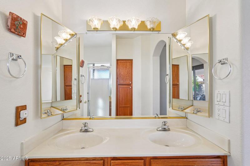 26-web-or-mls-W Udall Dr-S2312-026