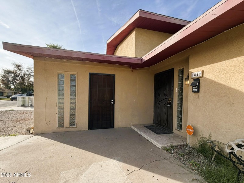 Guest House and Main House Entry
