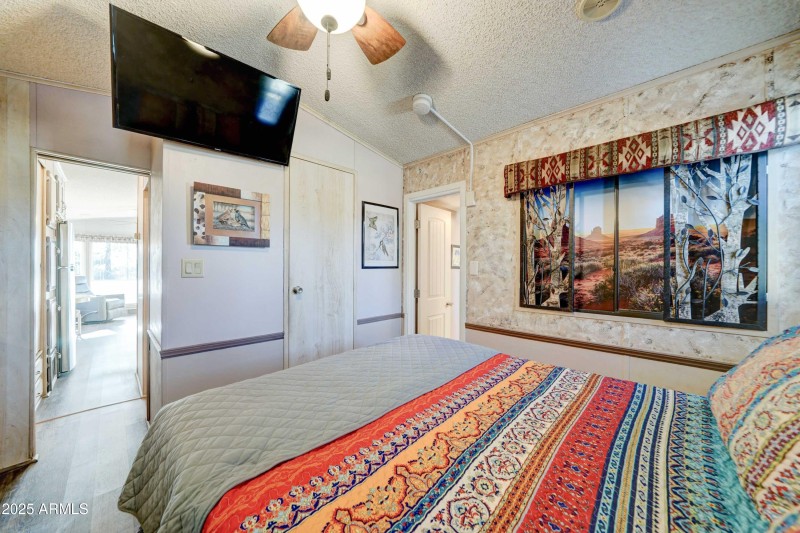 TV and art all included