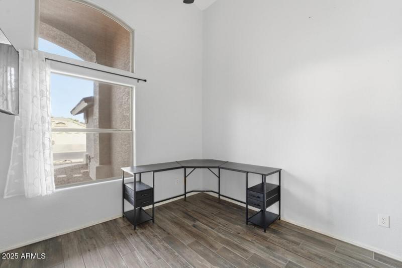 40747 W Hopper Drive-12