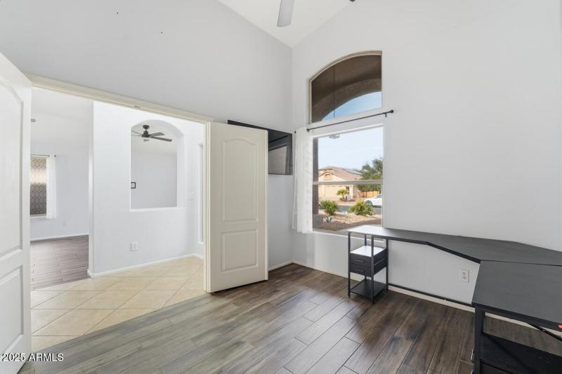 40747 W Hopper Drive-13