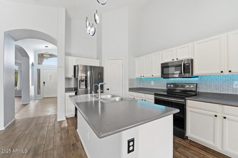 40747 W Hopper Drive-15