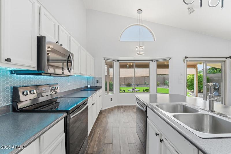 40747 W Hopper Drive-18