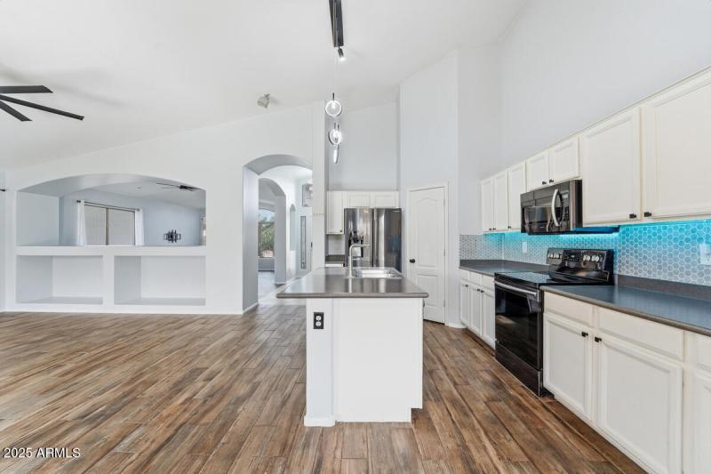 40747 W Hopper Drive-20