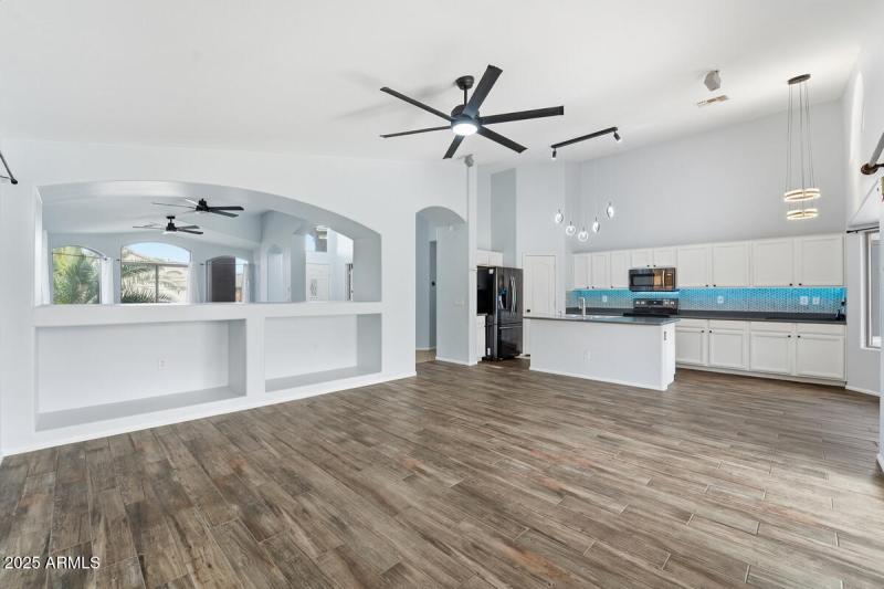 40747 W Hopper Drive-23