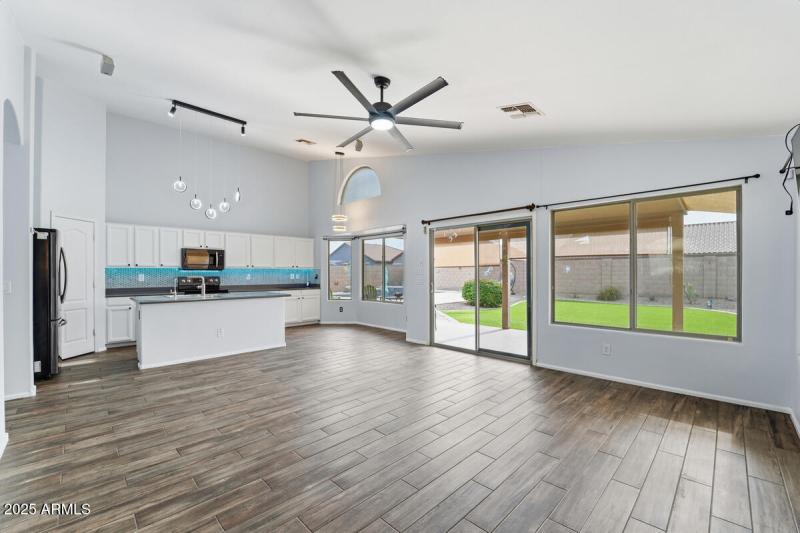 40747 W Hopper Drive-24