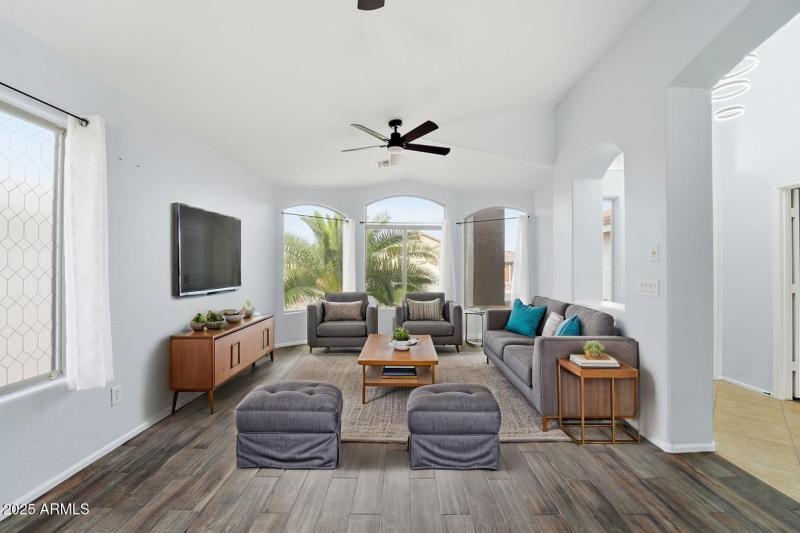 40747-W-Hopper-Drive-09 - Living Room