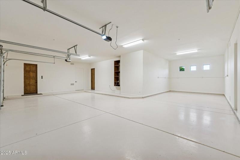 Extra Deep Garage Bay