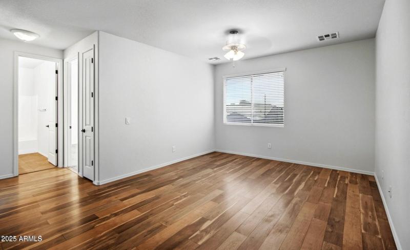 20251106102009897465000000-o