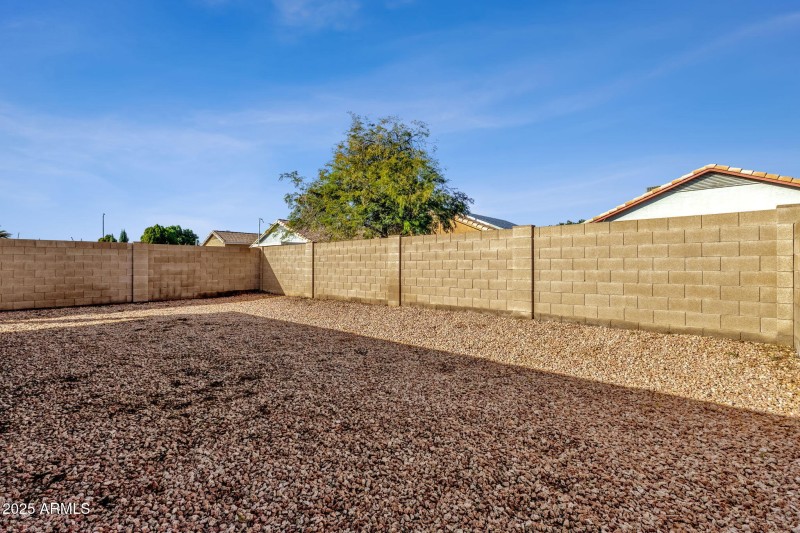 39-web-or-mls-3236-w-lone-cactus-dr