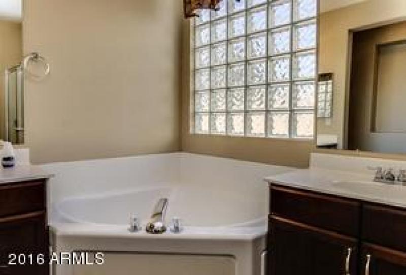 Master Tub