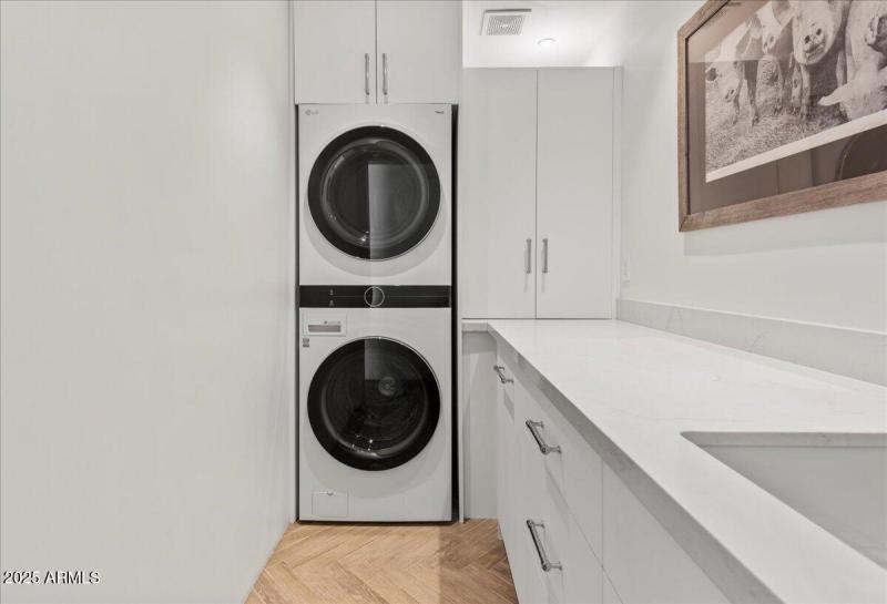 17-4843 N 72nd Way 15