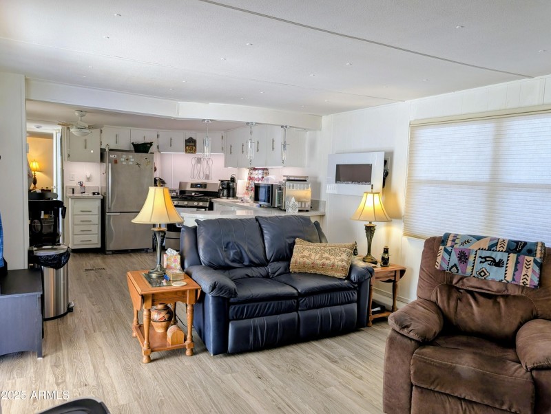 85f491d6-ee8e-4921-bdfc-e125bda03fc6~1