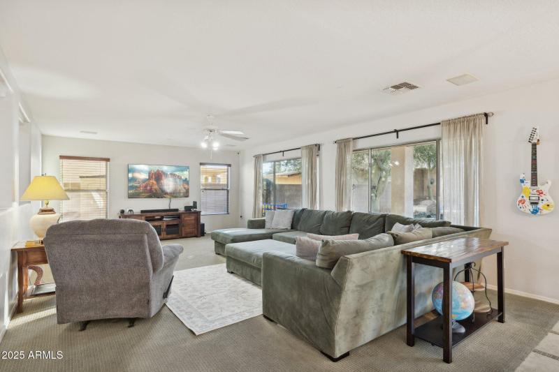 7-web-or-mls-43459-w-maricopa-ave