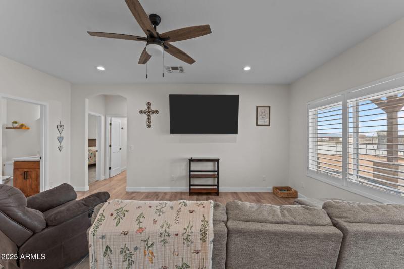 17-web-or-mls-DSC07014