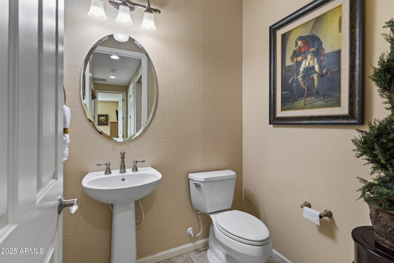 16538 W Berkeley Rd-19