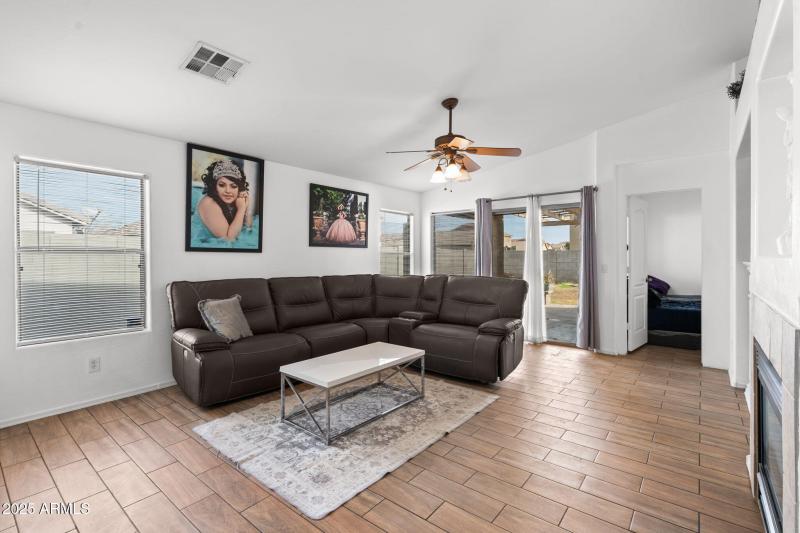 14-web-or-mls-DSC00413