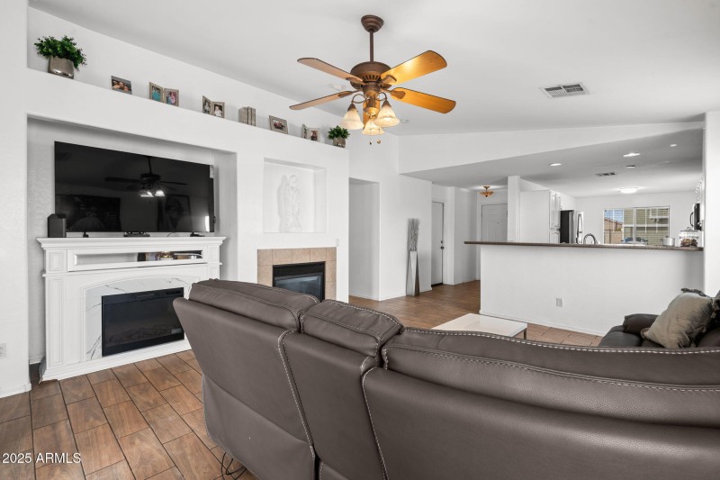 17-web-or-mls-DSC00428