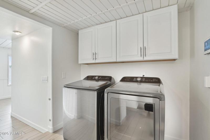 24-web-or-mls-E Shaw Butte Dr-0705-014