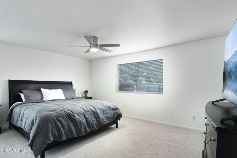 32-web-or-mls-E Shaw Butte Dr-0705-022