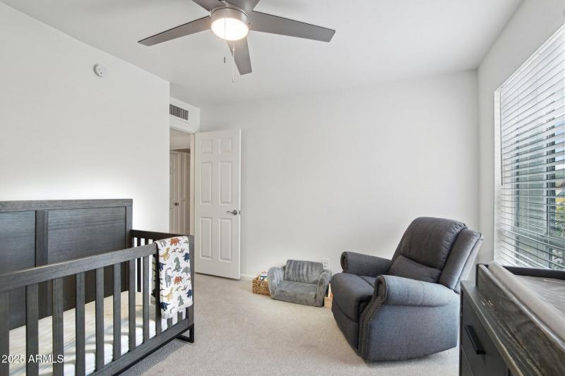 37-web-or-mls-E Shaw Butte Dr-0705-027