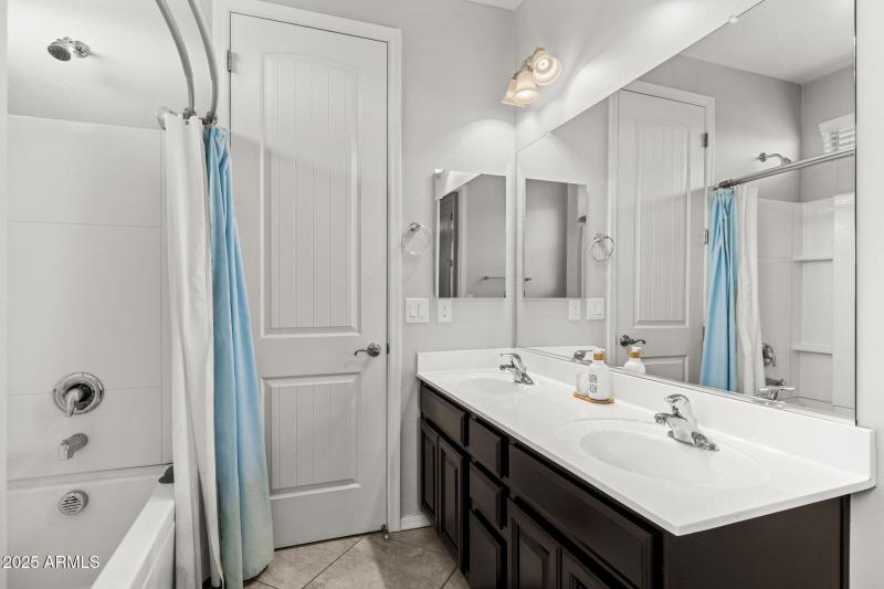 18740 W San Juan Ave Litchfield Park - 4