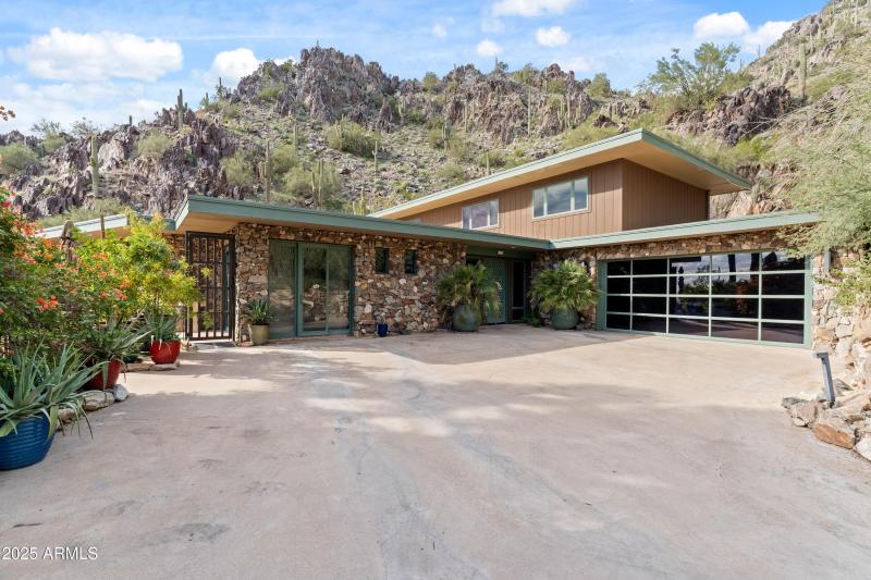 7310 N Highcliff Dr-60