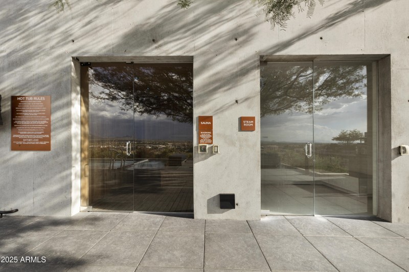 Steam Room & Dry Sauna