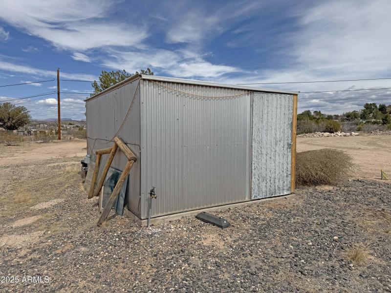 27 Storage shed