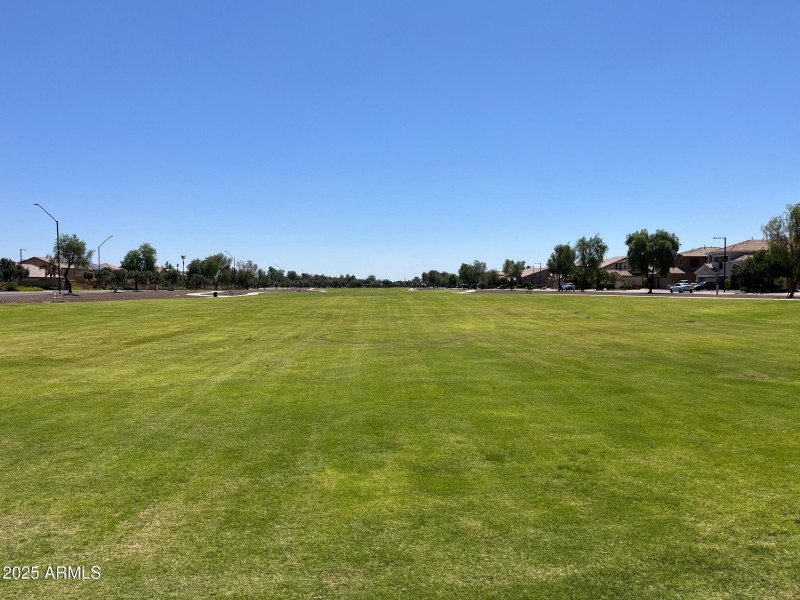 Surprise Farms Community Park