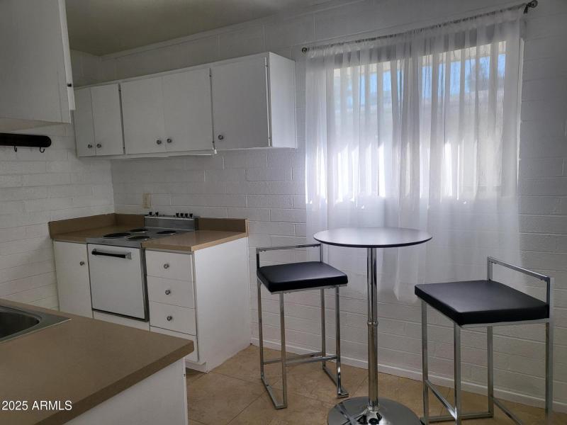 BRIGHT UPDATED KITCHEN