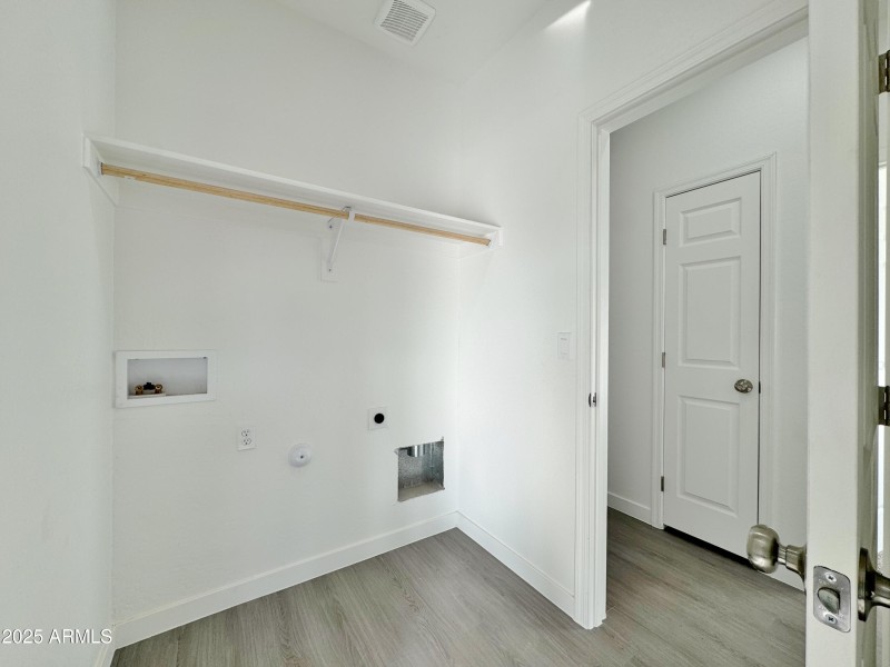 Large indoor utility room