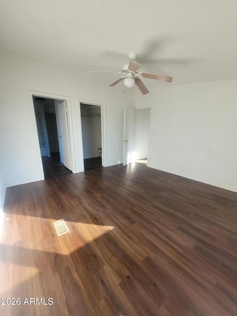 Resized%281766430332412%29_Resized_20251