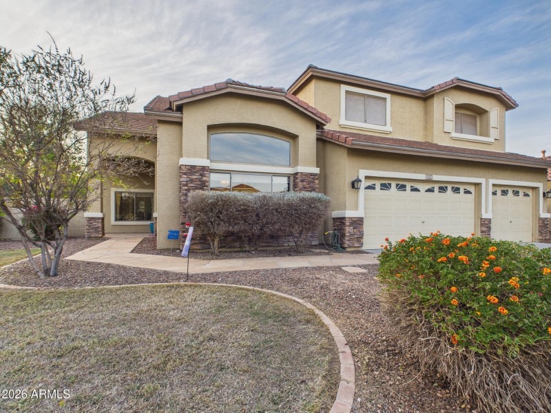 Extra Parking, Extra Privacy