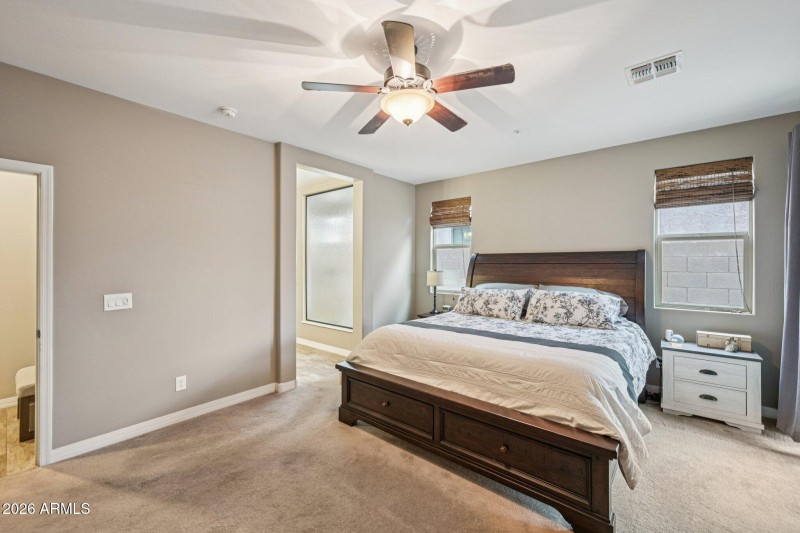 10-web-or-mls-E Lodgepole Dr-S0201-025