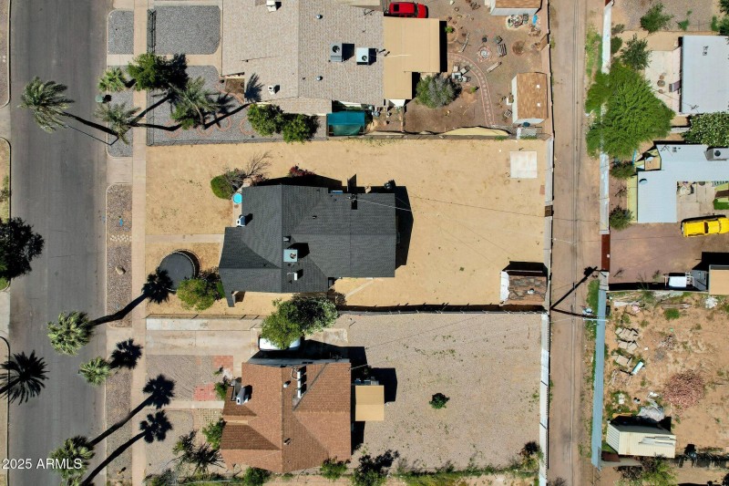 78-web-or-mls-329-n-17th-dr