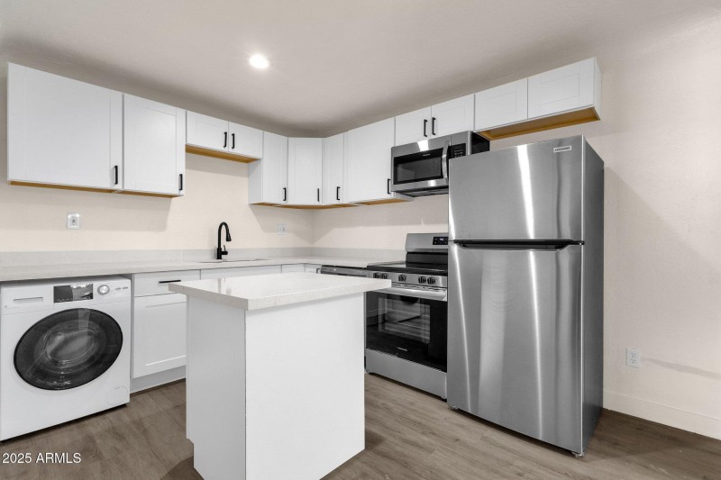 16-web-or-mls-329-n-17th-dr