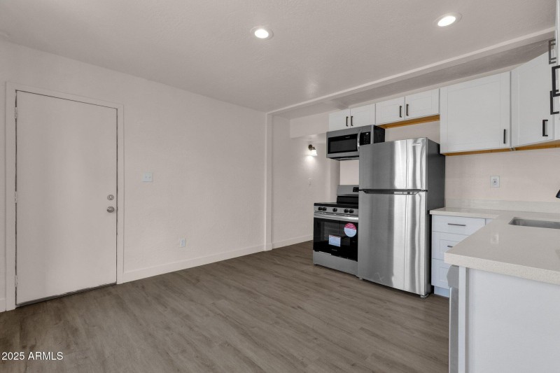 26-web-or-mls-329-n-17th-dr