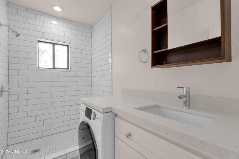 31-web-or-mls-329-n-17th-dr