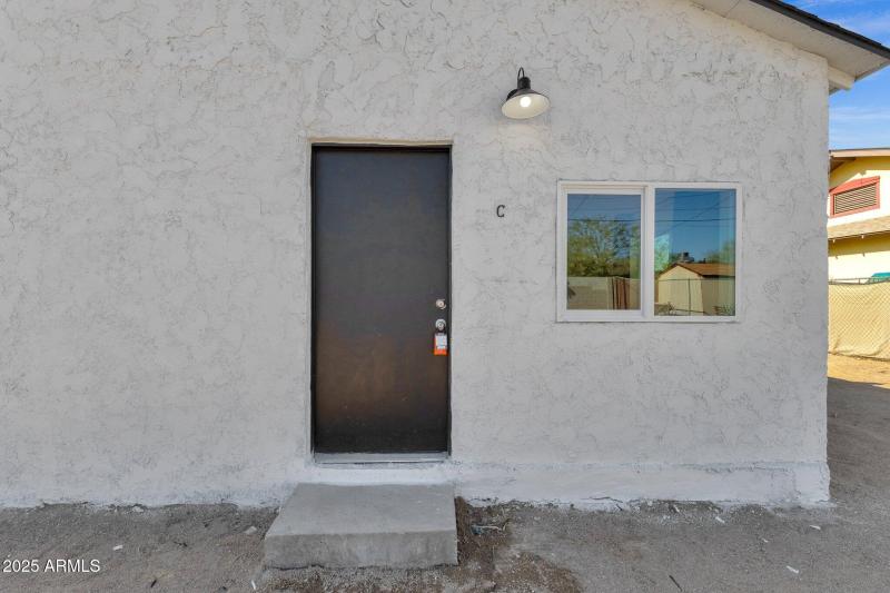 38-web-or-mls-329-n-17th-dr