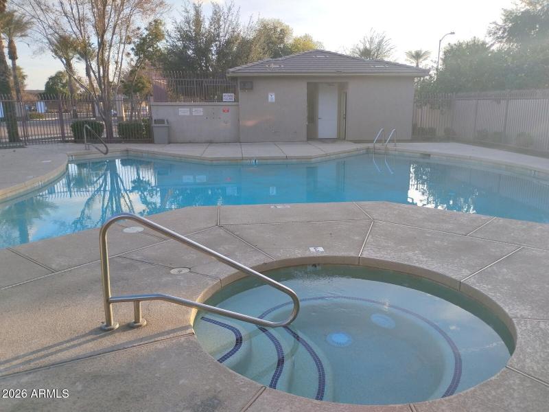 Pool and Hot tub - Community