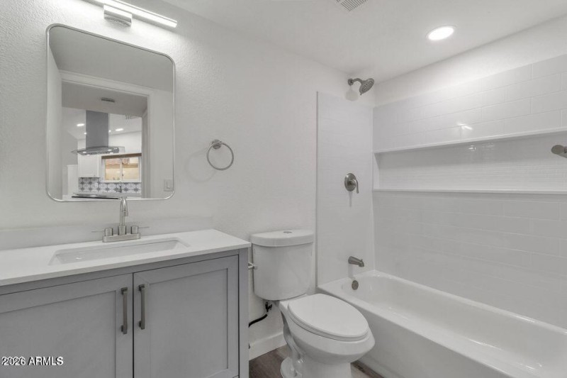 Primary Bathroom Main Floor