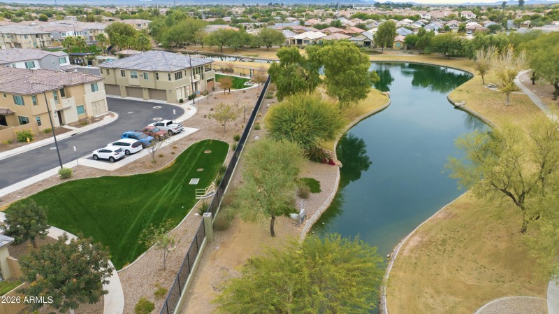 DRONE Reflecting_Walls_Real_Estate_Photo